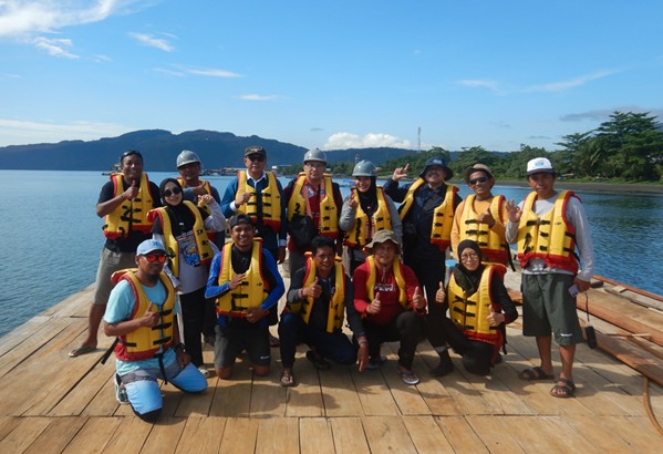 Tim Pemantauan Biota Laut dan Darat di sekitar area penambangan PT Antam, Tbk dan PT Sumberdaya Arindo