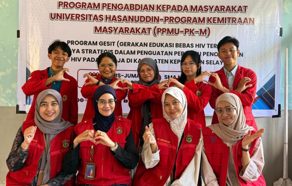Fakultas Keperawatan Unhas Edukasi Remaja Cegah HIV Lewat Program GESIT di Kepulauan Selayar 5