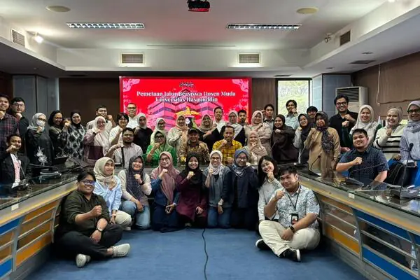 perkuat-daya-saing-global-unhas-dorong-studi-lanjut-dosen-muda perkuat-daya-saing-global-unhas-dorong-studi-lanjut-dosen-muda