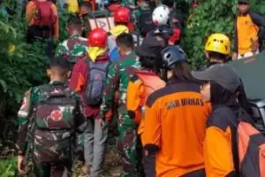 Tim SAR Unhas Terlibat Operasi Pencarian Pesawat ATR 42-500 di Maros, Kampus Beri Dukungan